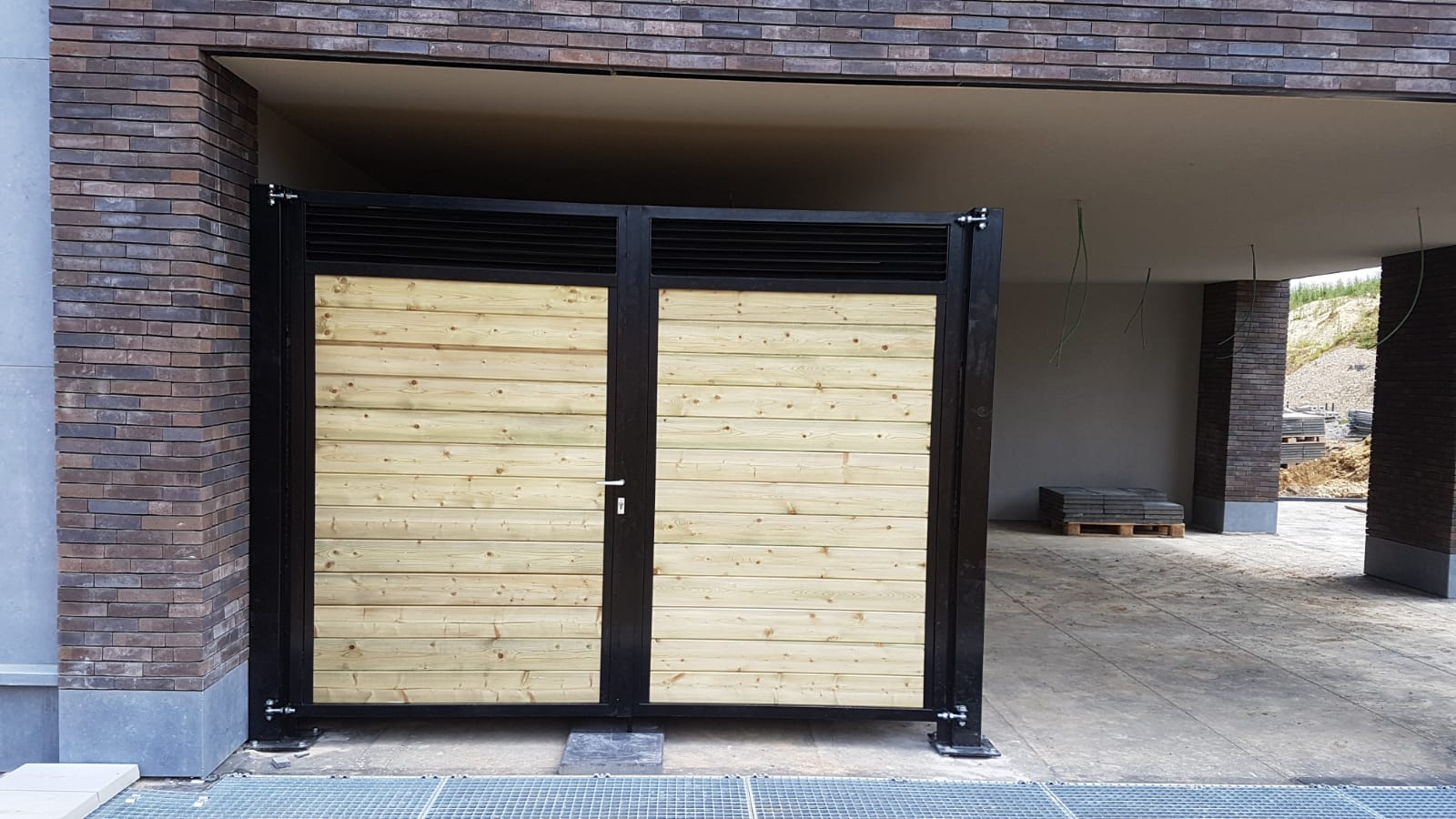 PHOTO-2018-06-14-16-03-26